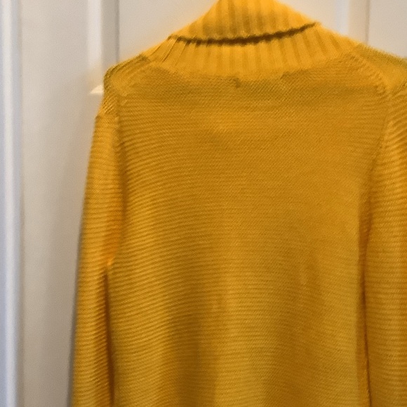 Banana Republic Yellow Cowl Neck Sweater - Picture 9 of 10